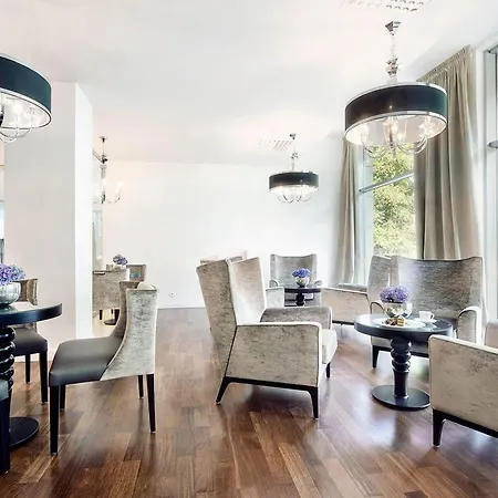 Apartment Kolobrzegu 50 Premium Widok Park Blisko Morza Plaza