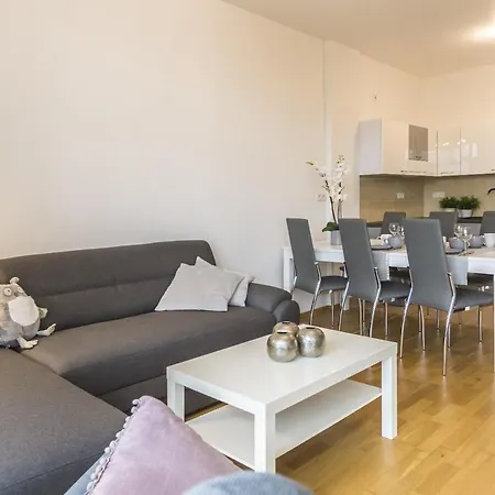 Apartment 50 Apartamenty Kolobrzegu Premium Widok Park Blisko Morza Plaza *